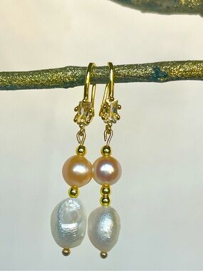 Cultured Baroque Pearl Asymmetric Dangling White Champagne Hue Crystal Earrings